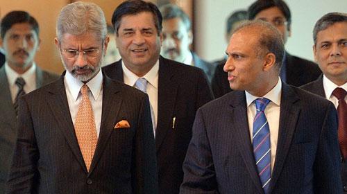 J&K issue figures in Foreign Secretary-level talks