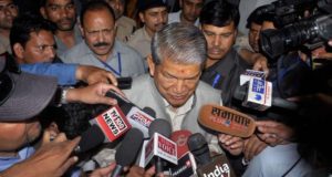 फ़्लोर परीक्षण पर जमी कांग्रेस , पर फिसलने का इमकान बरक़रार