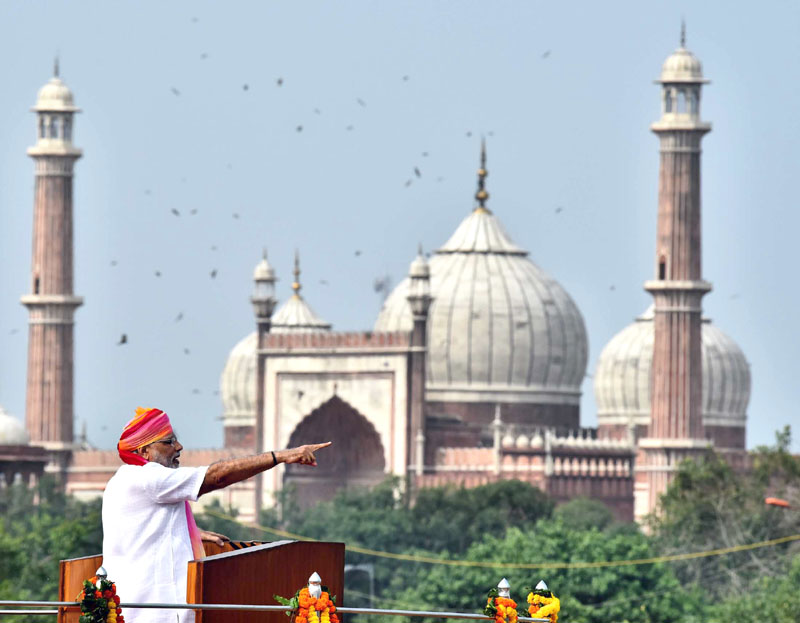 The Prime Minister, Shri Narendra Modi addressing the Nation on the occasion of 70th Independence Day from the ramparts of Red Fort, in Delhi on August 15, 2016.