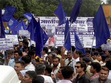 महाराष्ट्र  के अहमदनगर में  विशाल  दलित  रैली  का  आयोजन