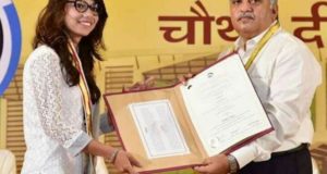 टैक्सी ड्राइवर की बेटी अंजुम ने वैज्ञानिक बनकर देश ओ समाज का नाम किया रोशन
