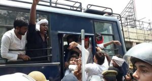 सहारनपुर की जातीय हिंसा व महिलाओं पर अत्याचार के ख़िलाफ़ विधानसभा का घेराव