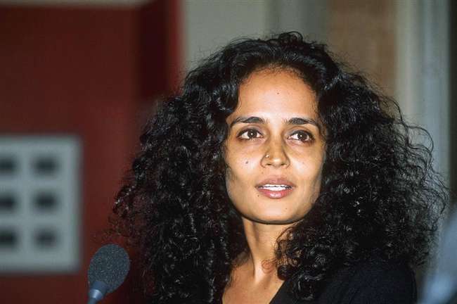 27_07_2017-arundhati_roy_bookerprize