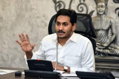 Andhra Pradesh Cabinet Dissolved as All Ministers Resign After CM Jagan Mohan Reddy Rejigs Team