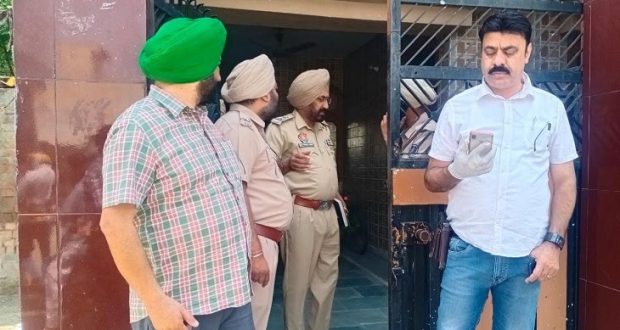 लुधियाना: बेटे ने ढाई लाख रुपये की सुपारी देकर कराई बुजुर्ग माता-पिता की हत्या.