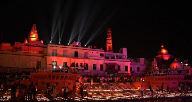 दीपावली का पर्व उत्साह के साथ मनाया