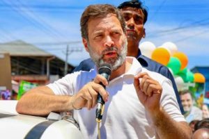 Itna kyon aakramak ho gaye hein Rahul?