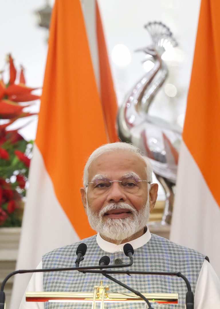 प्रधानमंत्री ने 18वीं लोकसभा के लिए संसद सदस्य के रूप में शपथ ली