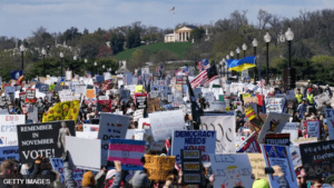 Donald Trump के ख़िलाफ़ पूरे अमेरिका में व्यापक विरोध प्रदर्शन