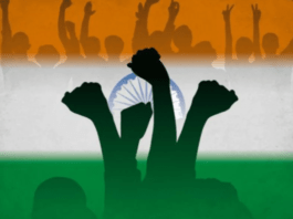 घोषणाओं का लोकतंत्र