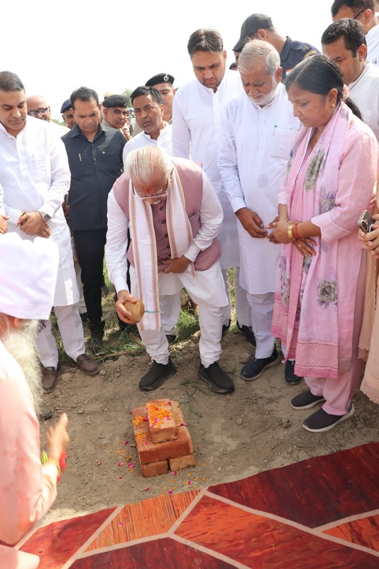 anadam-manoharlal-kaithal
