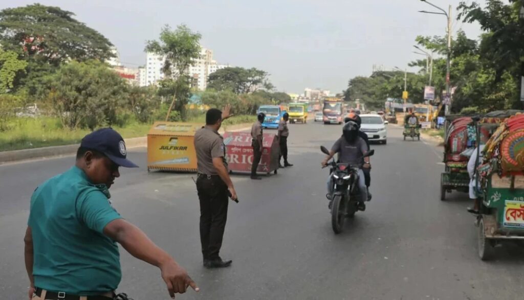 dhaka-4bomb-exploded