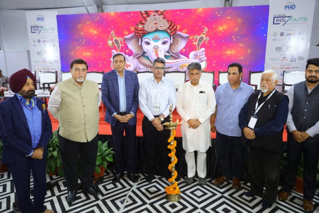 manish-tewari-phdcci-ins-out-