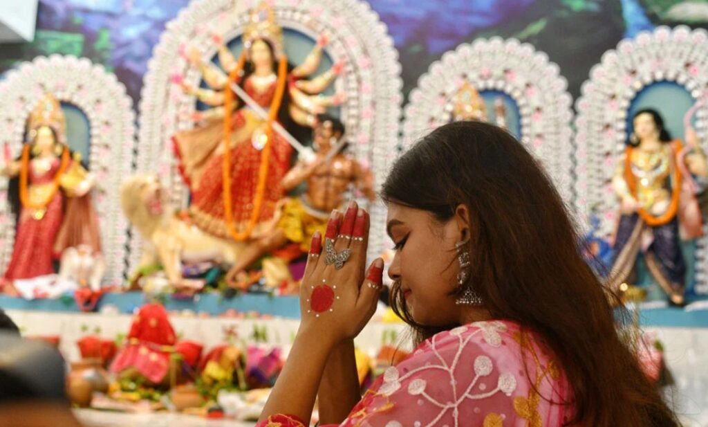 bd-durga-puja-3-day-holiday